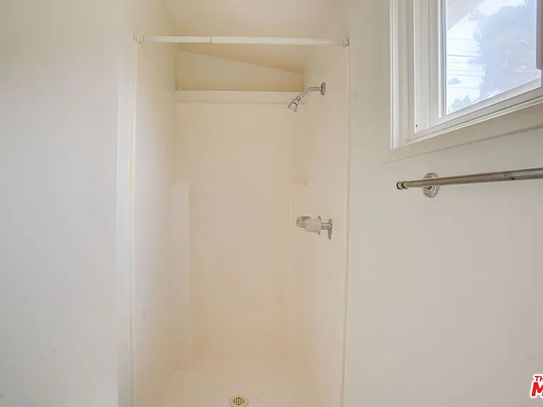 1212 Pine St — Photo 42