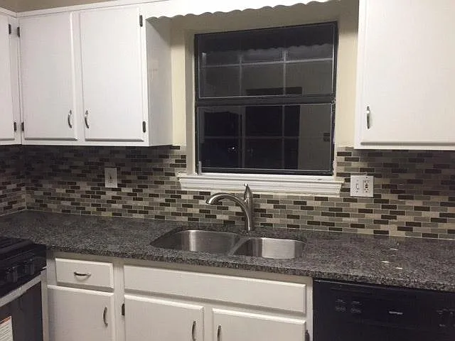 2 bed, 2.5 bath, 1300 sqft, $1,950 — Photo 3