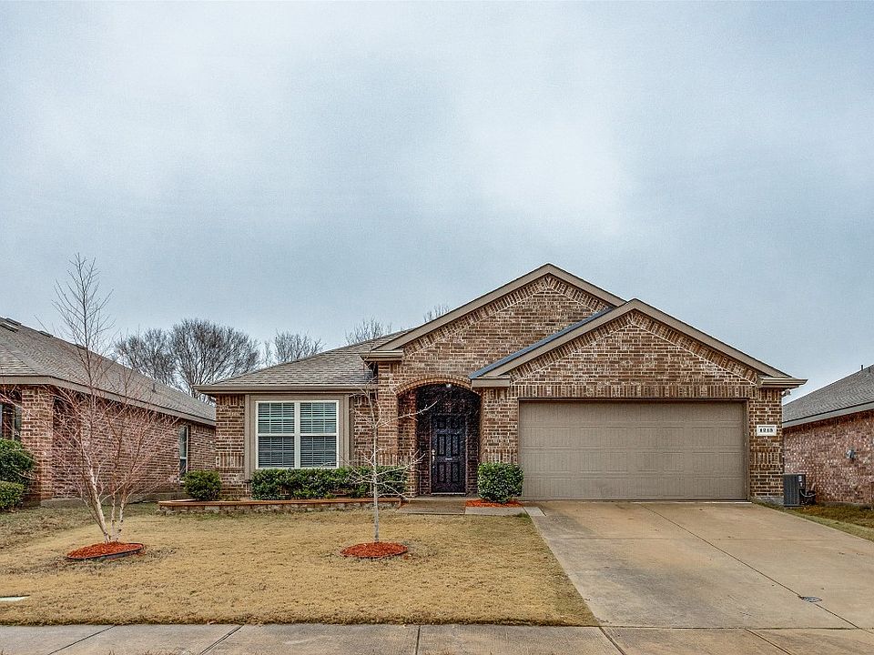 1st image of 1213 Caroline Dr