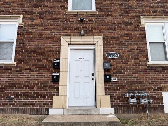 2nd image of 3956 Pennsylvania Ave #466799AA0