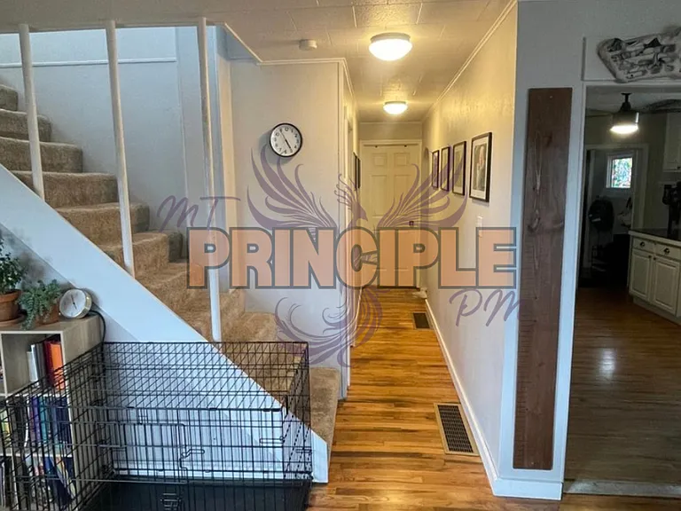 1830 Gaylord St — Photo 9