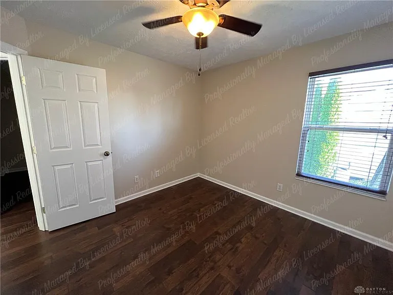 1131 Windsong Trl — Photo 41