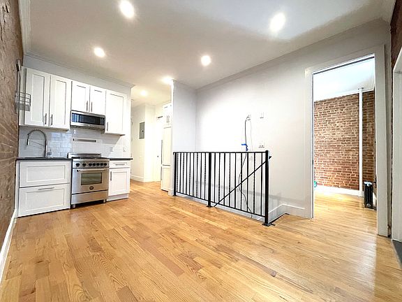 2nd image of 512 E 81st St APT 1R