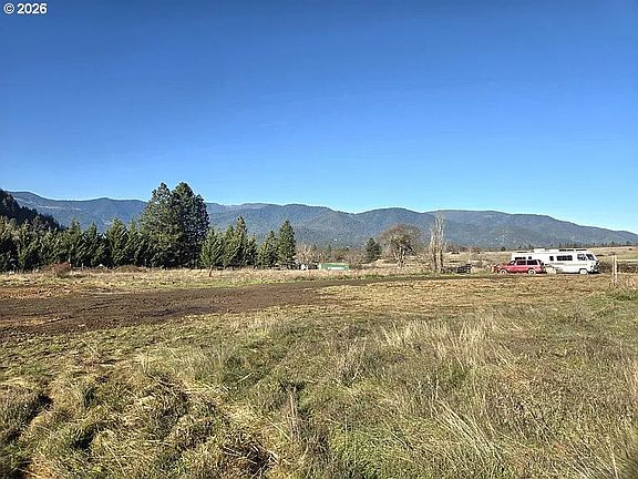 5th image of 1065 Panther Gulch Rd