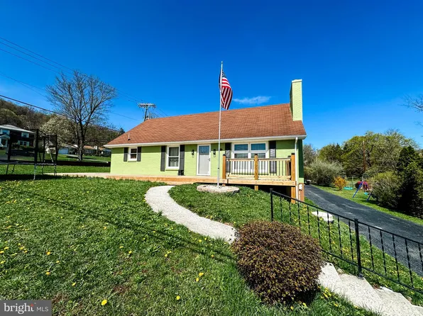 12801 Growdenvale Dr NE, Cumberland, MD 21502