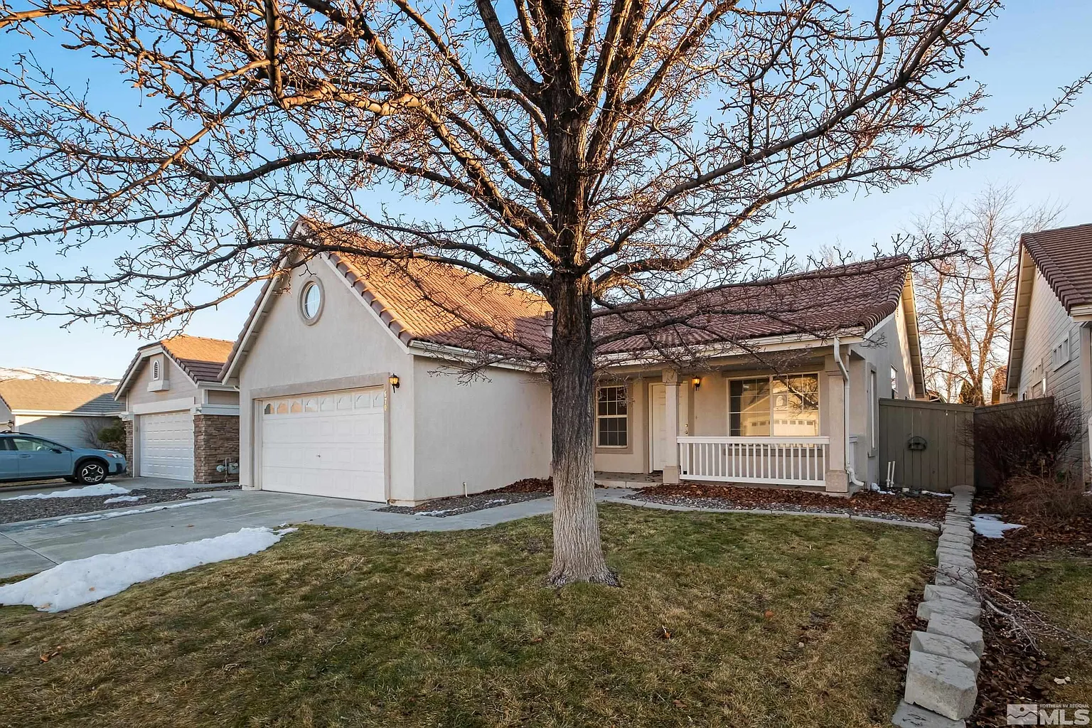 1670 Westmont Ln photo 1