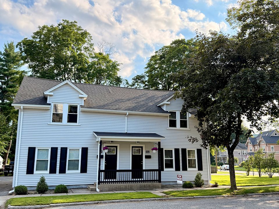 1st image of 1012 Pine St
