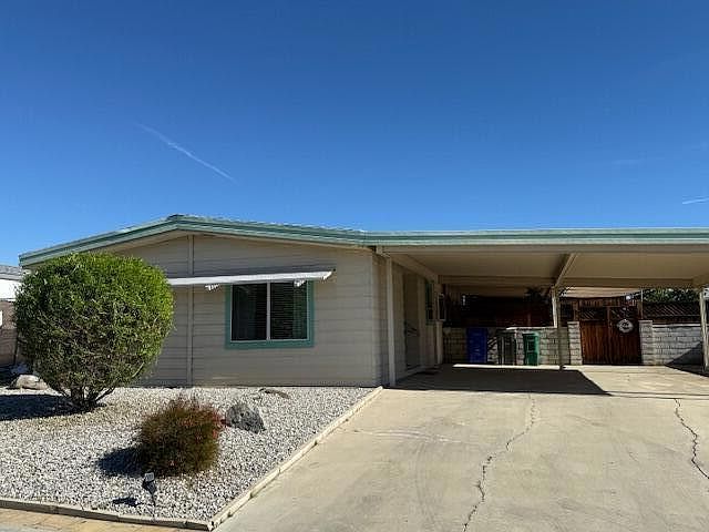 39246 Manzanita Dr
