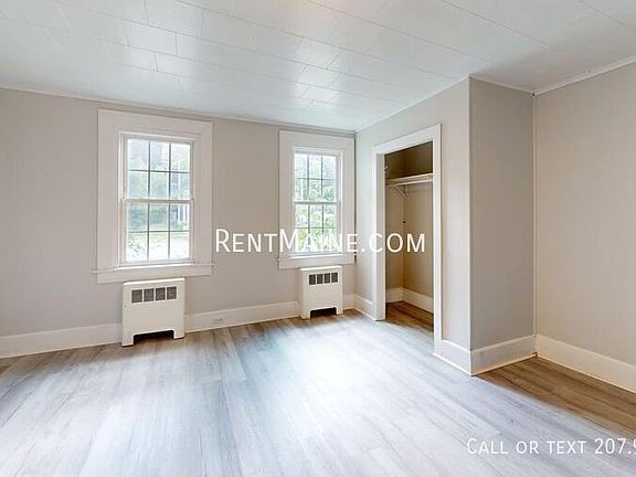 5th image of 85 Cedar St