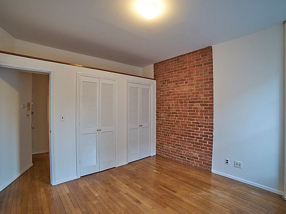 4th image of 308 E 82nd St APT 4W