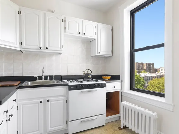 460 Ovington Ave APT 5A, Brooklyn, NY 11209