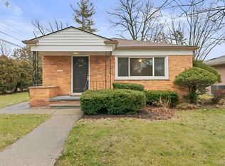 417 Oakdale St, Royal Oak, MI 48067