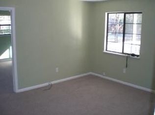 1552 NE 5th Pl, Gainesville, FL 32641