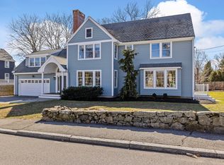 9 Beach St, Marblehead, MA 01945
