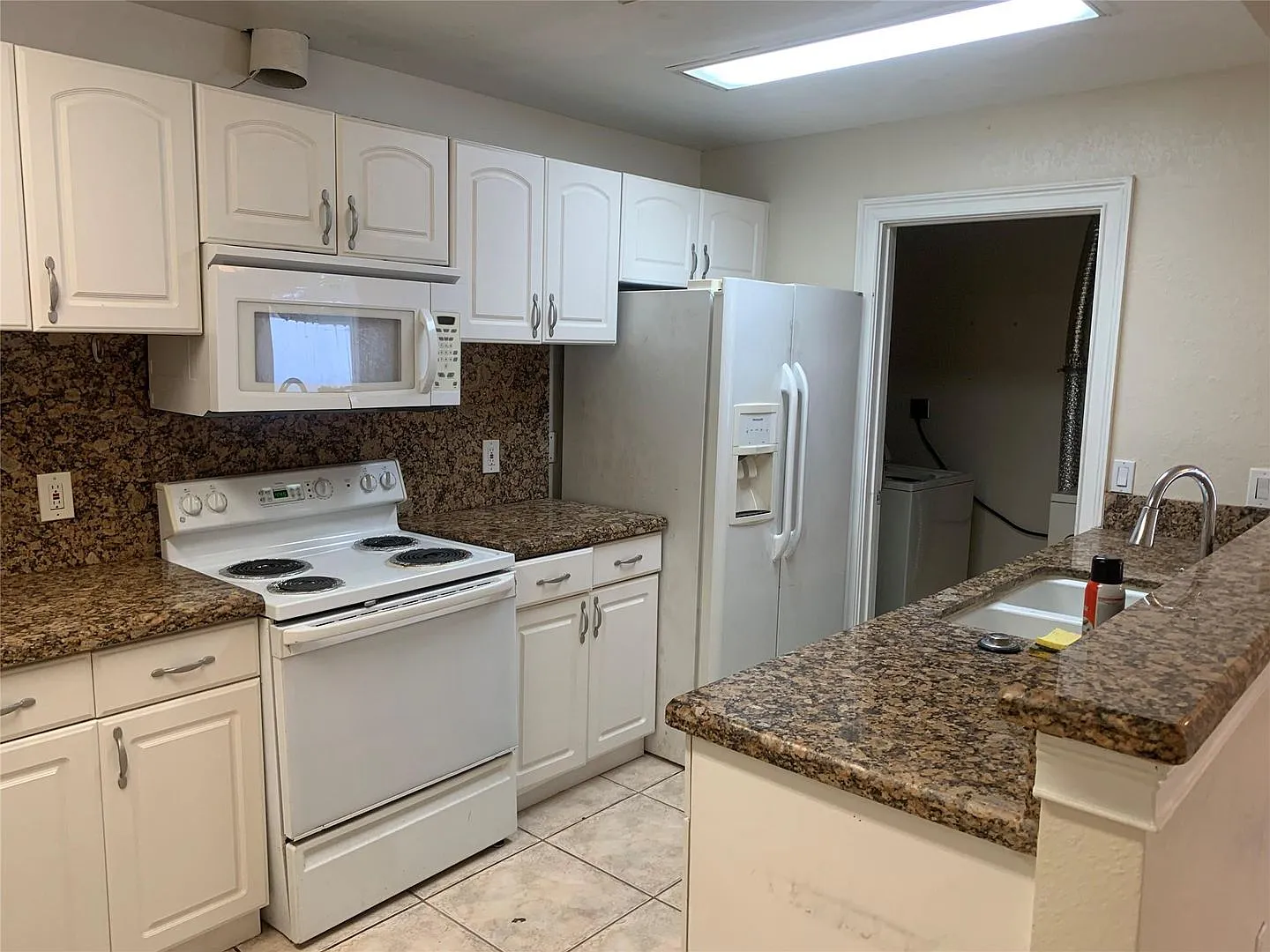 907 SW 78th Avenue, North Lauderdale, FL 33068 — Photo 1