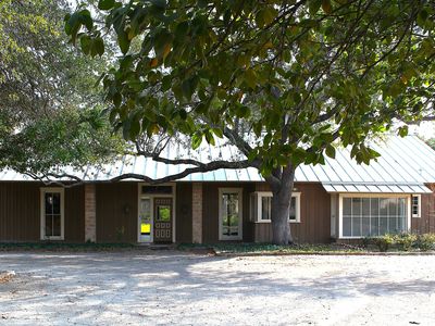 1111 Magnolia, Uvalde, TX, 78801