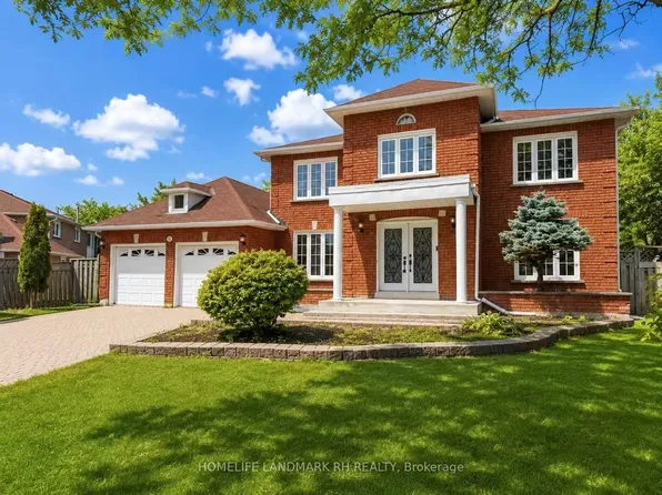 12 Doulton Ct, Markham, ON L3R 8N8