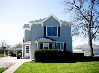 502 SE Mills St, Greenfield, IA 50849