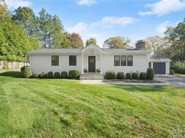 2010 Stratfield Road, Fairfield, CT 06825