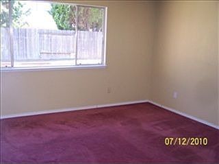 3rd image of 1481 Thomas Dr