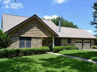 503 Rosewood Dr, Victoria, TX 77901