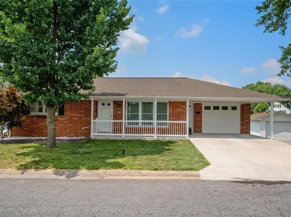 123 Scott St, Columbia, IL 62236