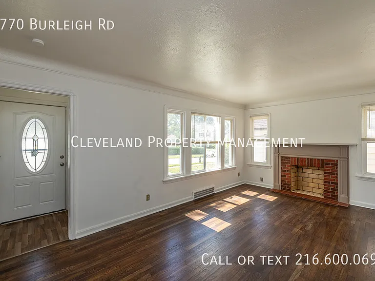 4770 Burleigh Rd — Photo 4