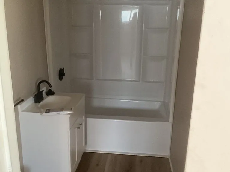 3 Poplar Ave — Photo 8