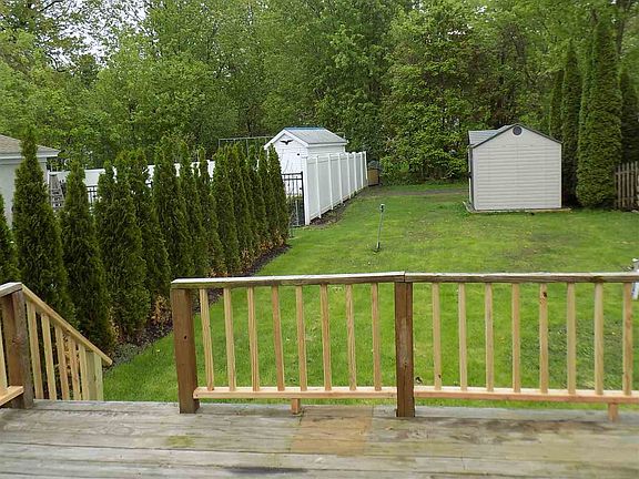2nd image of 42 Norwood Ave