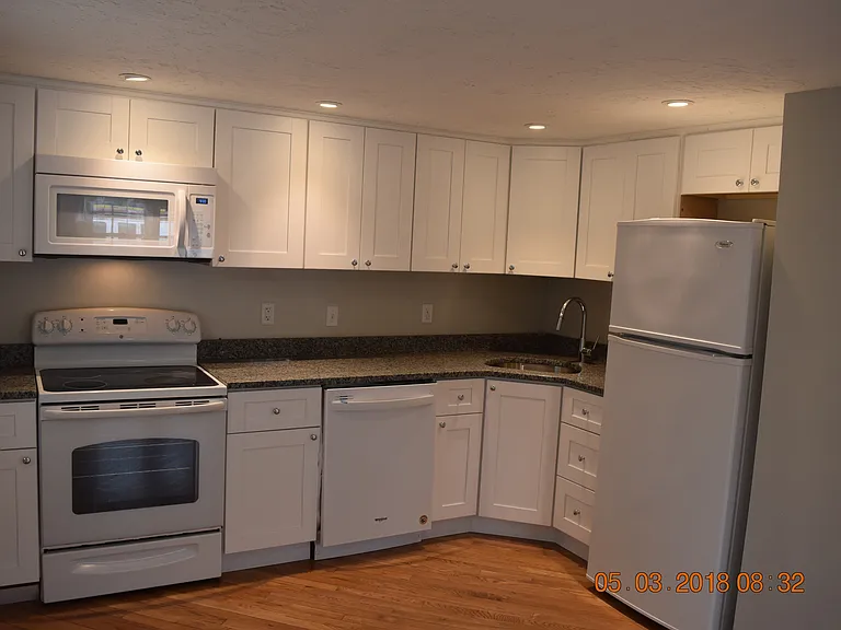 60 Center St #1 — Photo 2