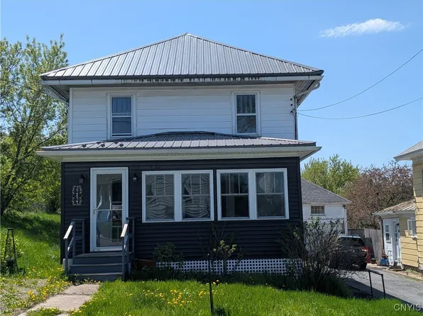 32423 County Route 54 St, Chaumont, NY 13622