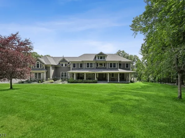 111 Boulderwood Dr, Bernardsville Boro, NJ 07924