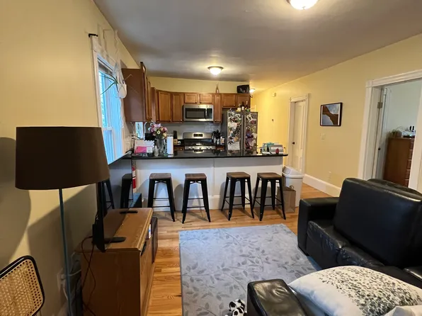 44A Gorham St #2, Somerville, MA 02144