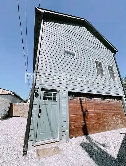 1529 S East St #W — Photo 15
