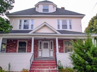 105 Harrison Ave, Freeport, NY 11520
