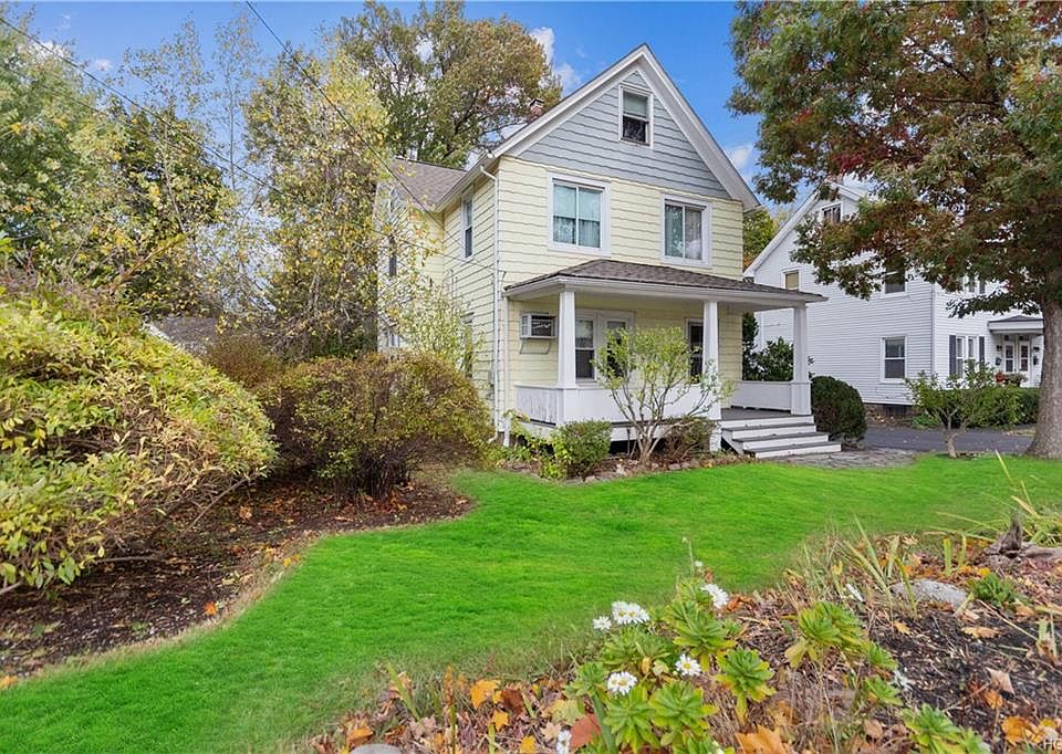 1st image of 212 Willow Ave