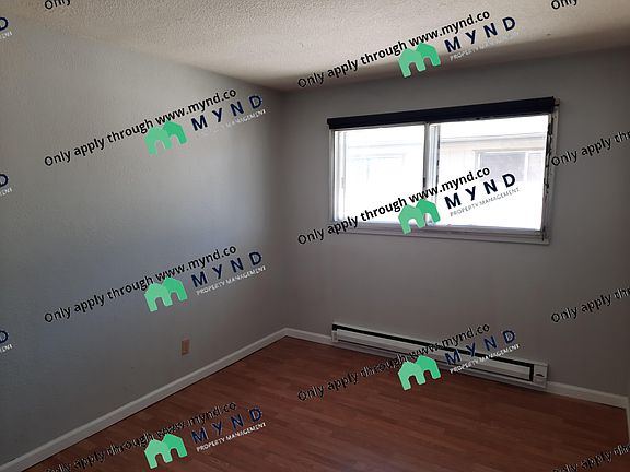 2nd image of 634 Oakwood Dr