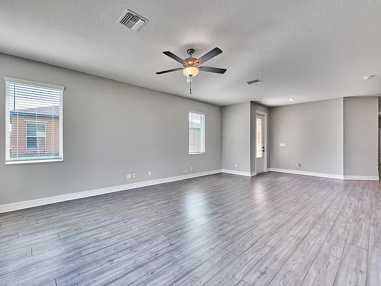 1810 Celebration Dr — Photo 54