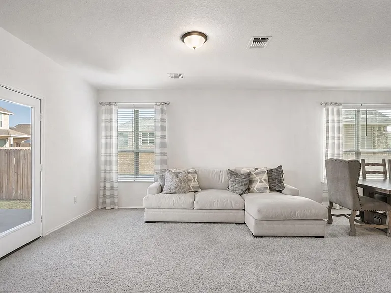 218 Summit Dr — Photo 9