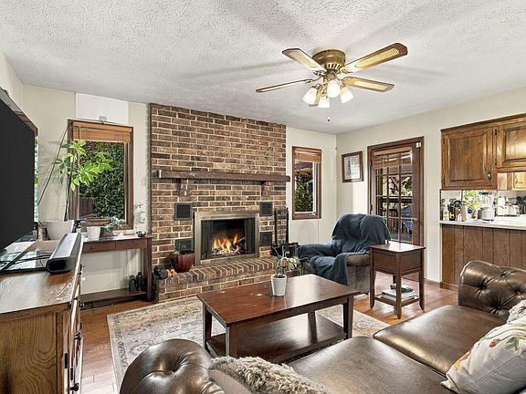 5th image of 4274 N Farm Road 101