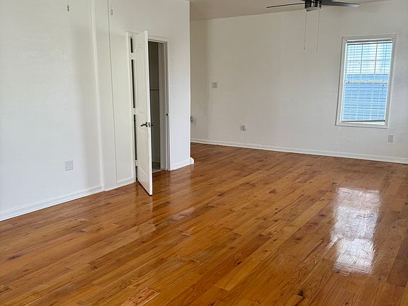 LIVING/DINING ROOM COMBO