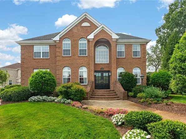 1700 Maze Hill Mews, Virginia Beach, VA 23455