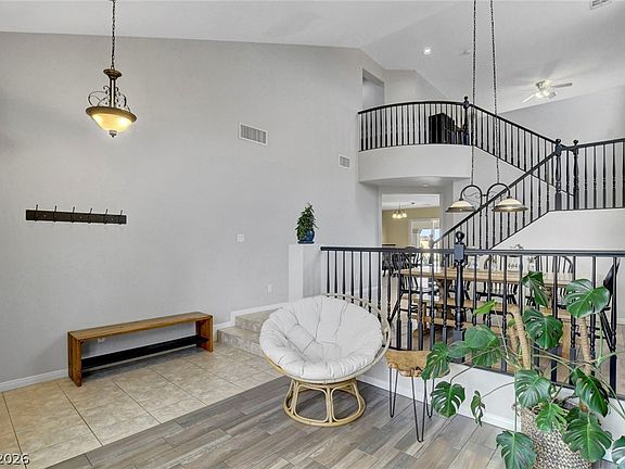 5th image of 36 Distinguished Way