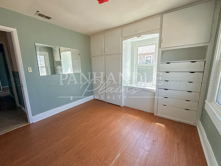 528 Hazel St — Photo 15