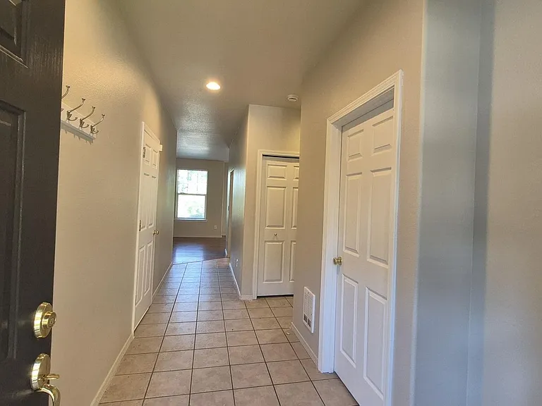 1311 SW Edgefield Meadows Ct — Photo 7