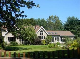 29 Colonial Rd, Medfield, MA 02052