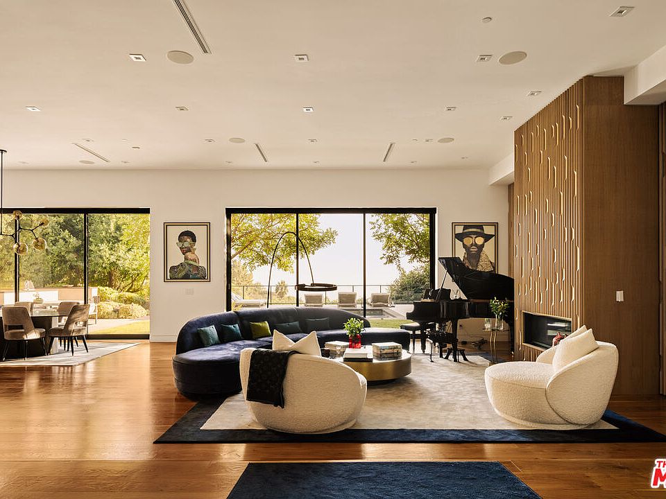 1723 Rising Glen Rd, Los Angeles, CA 90069 | MLS #26682883 | Zillow