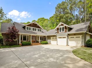 3701 Stonegate Dr, Chapel Hill, NC 27516