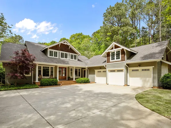 3701 Stonegate Dr, Chapel Hill, NC 27516