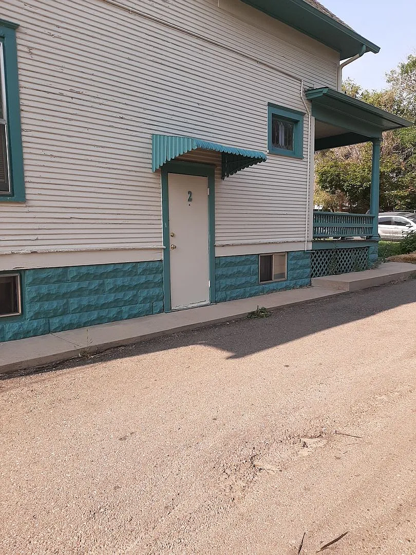 (1532 9th Ave) — Photo 1